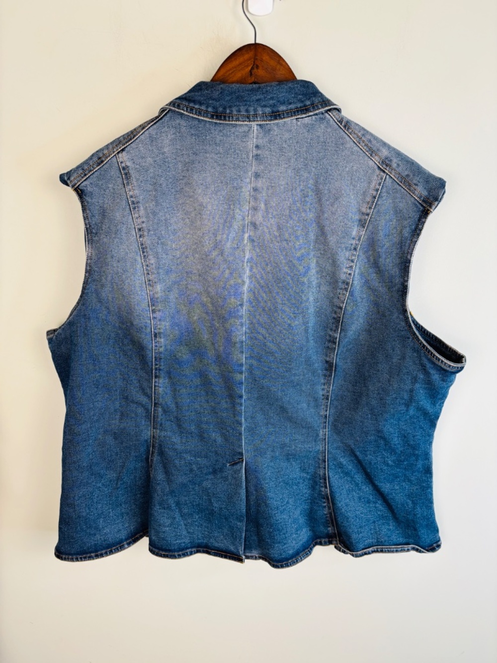 Ashley Stewart Doublebreatsed Denim Vest Size 22/24 - Picture 3 of 3